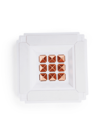 Table-Max-copper-Pyramid
